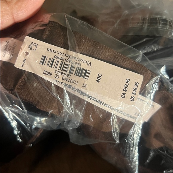 Victoria Secret Lightly Lined Full-Coverage Bra- Body by Victoria - Picture 6 of 10